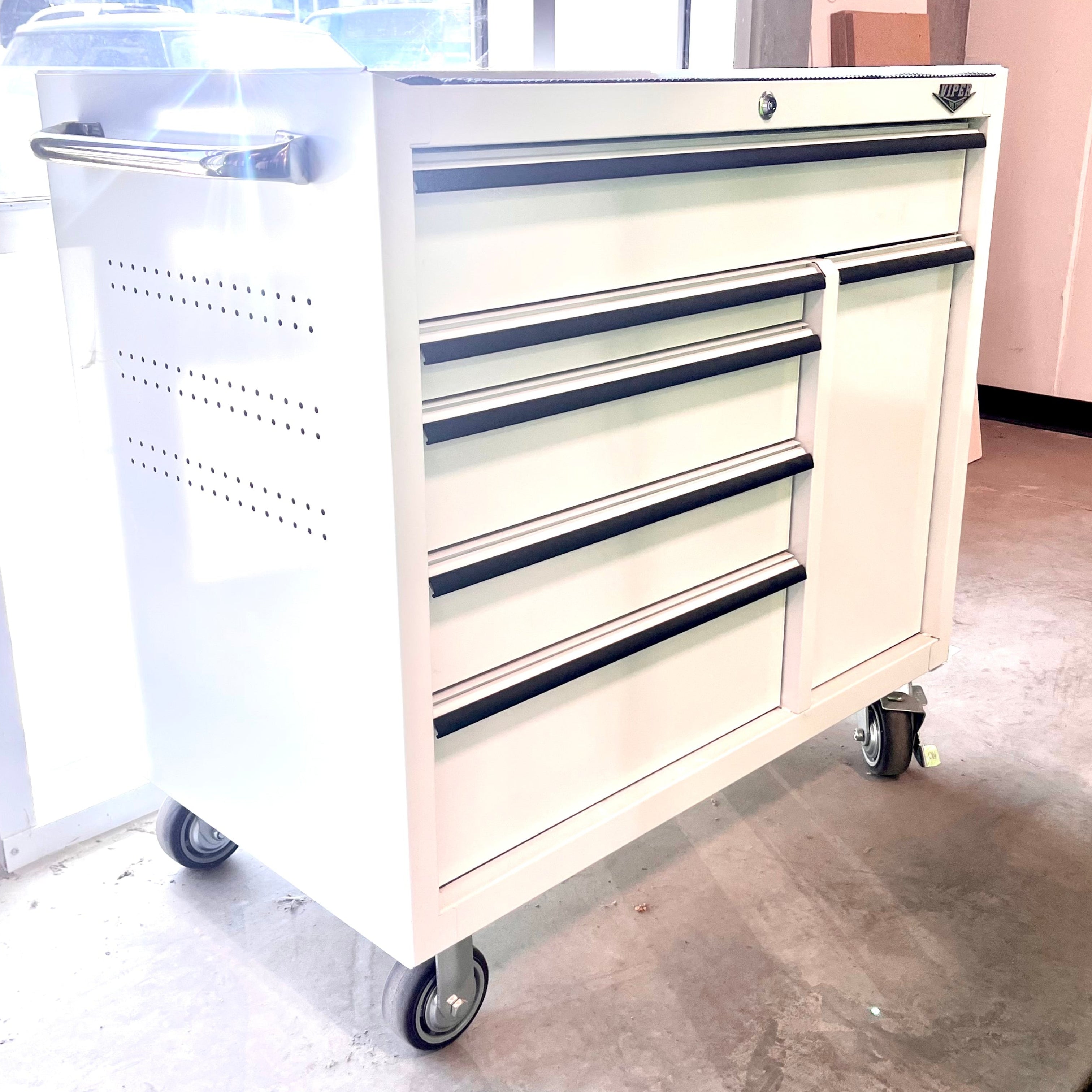 Open Box - 41-Inch 6-Drawer Rolling Cabinet with Power Drawer, White