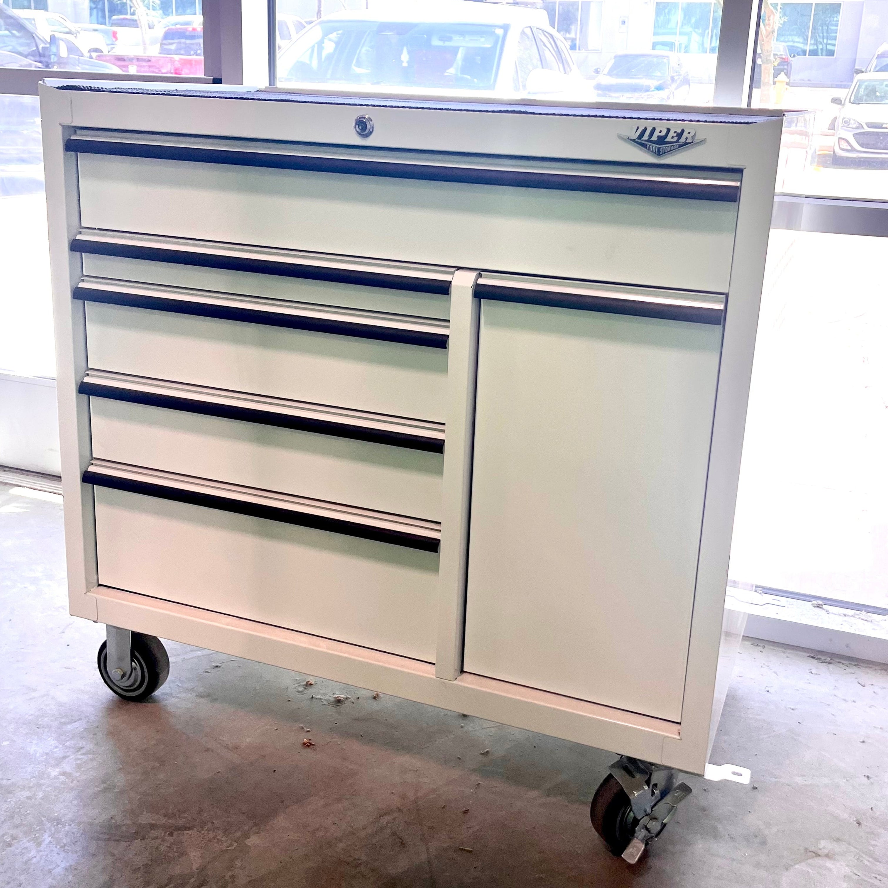 Open Box - 41-Inch 6-Drawer Rolling Cabinet with Power Drawer, White